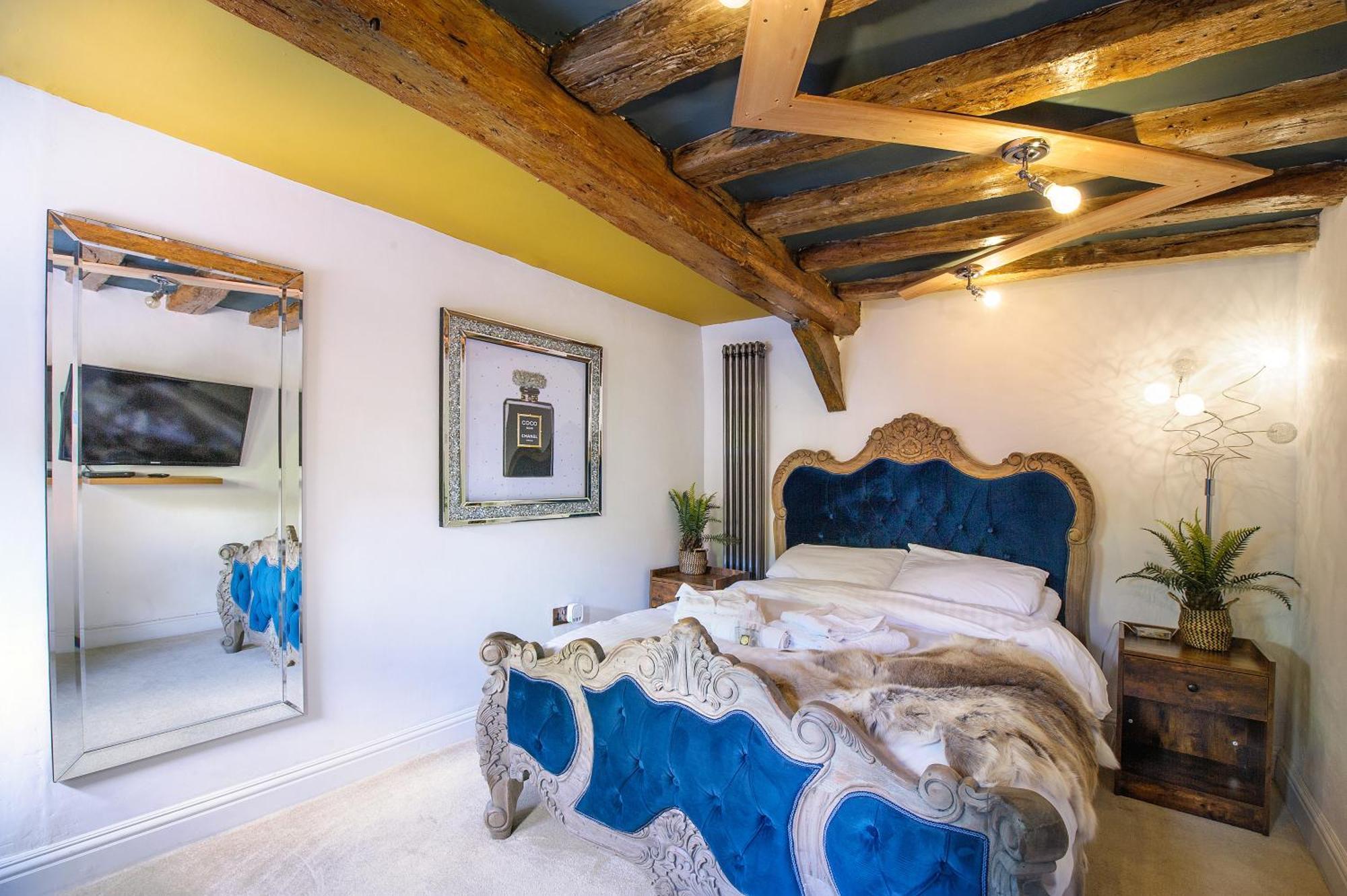 Huge Deluxe 600 Year Old Essex Manor, Hot Tub, Cinema Room, Sky Tv Saffron Walden Kültér fotó