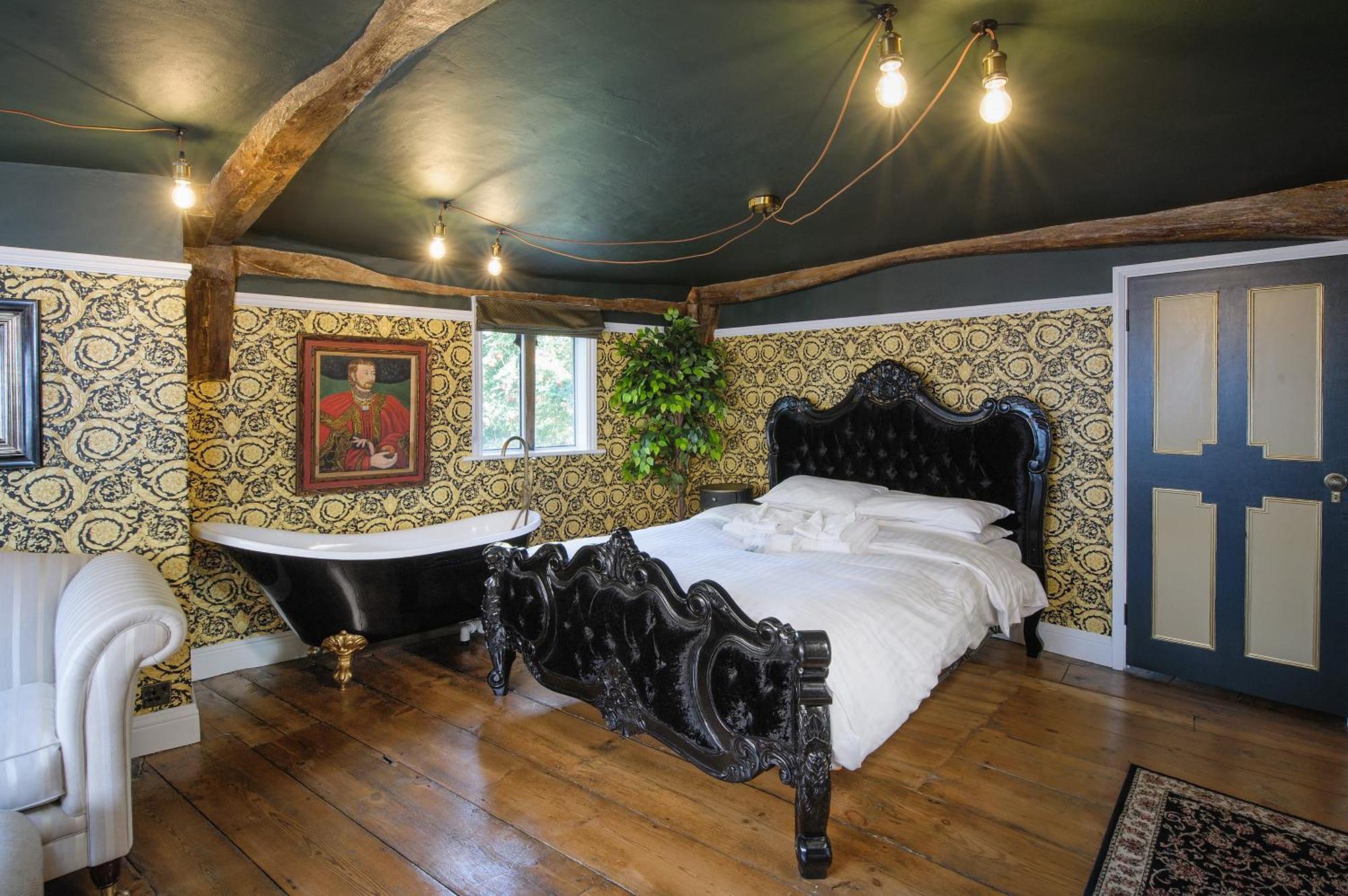 Huge Deluxe 600 Year Old Essex Manor, Hot Tub, Cinema Room, Sky Tv Saffron Walden Kültér fotó